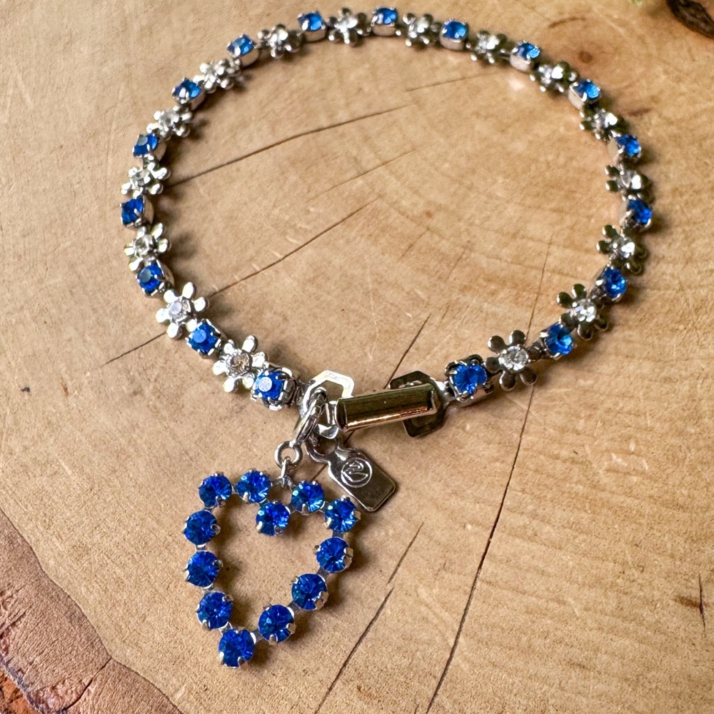 SWAROVSKI Swan Signed Blue Heart Crystal Removable Charm Flower Bracelet Silver